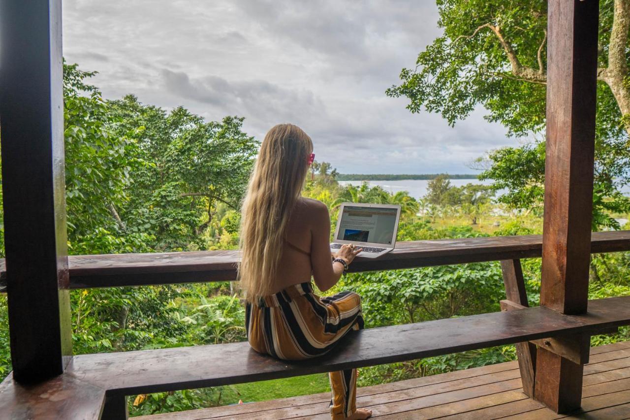 Treetops Boutique Hotel & Bungalows Port Vila Exterior photo